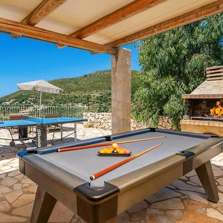 Hlazeika By * Skala (Kefalonia)