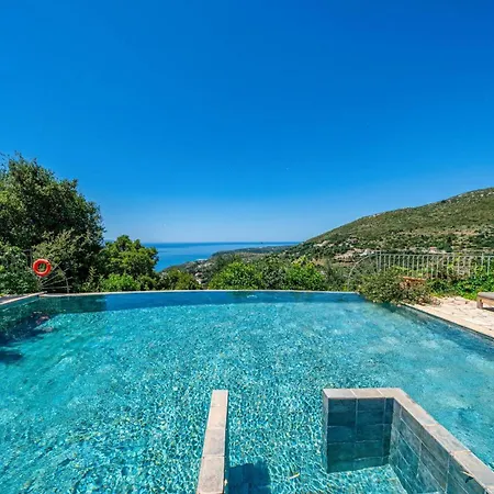Villa Hlazeika By