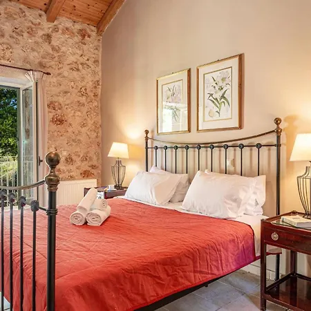 Hlazeika By Skala (Kefalonia)